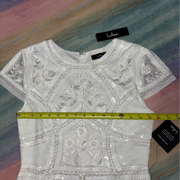 Lulus Spread Your Shine White Sequin Embroidered Bodycon Dress size M NwT - Picture 10 of 11